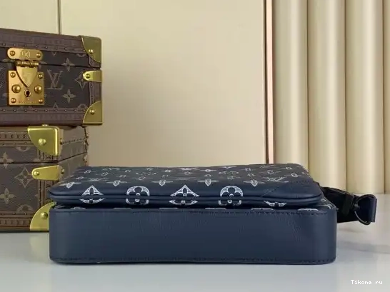 Cheap cm VUITTON Alpha-24*16*8 LOUIS Nano 0618